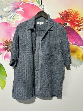 Direction Short Sleeve Button Up Shirt - Large - Color Blue and Gray